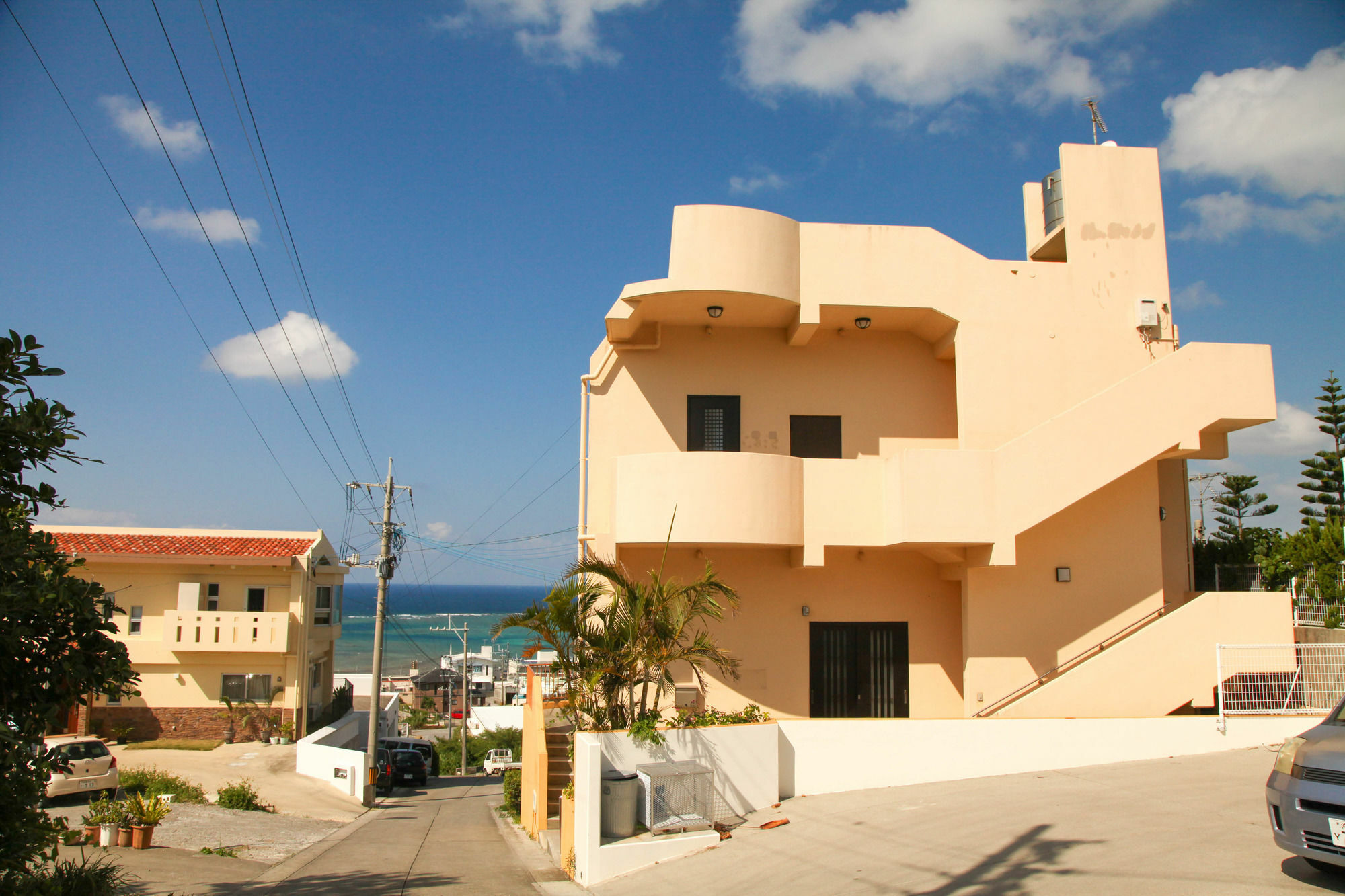 Апартаменти First Street Okinawa Yomitan-Son Oceans Екстер'єр фото